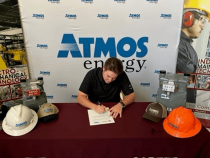 Atmos Energy Intern "Signing Day"